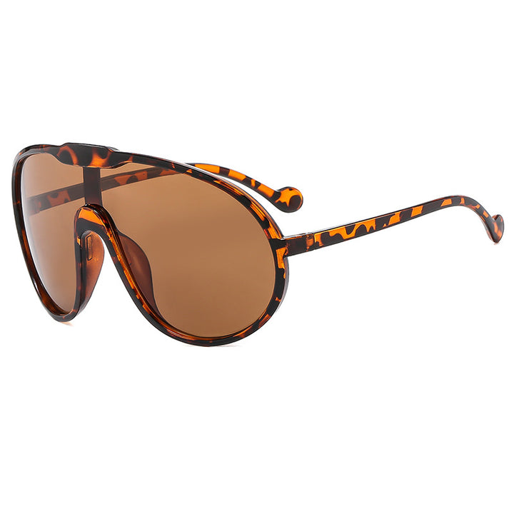 Dame futuristisk gjennomsiktig solbrille med elegant form Skanto