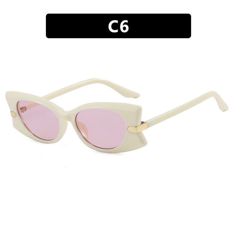 Dame Cat-Eye Solbrille med stilfull metalldetalj og UV-beskyttelse Skanto