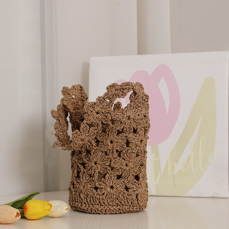 Håndlaget makramee-veske i blomsterdesign Skanto