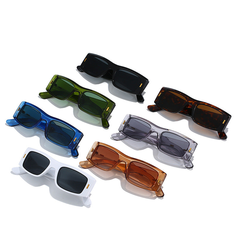 Dame elegant oversized solbrille med markant design og UV-beskyttelse Skanto