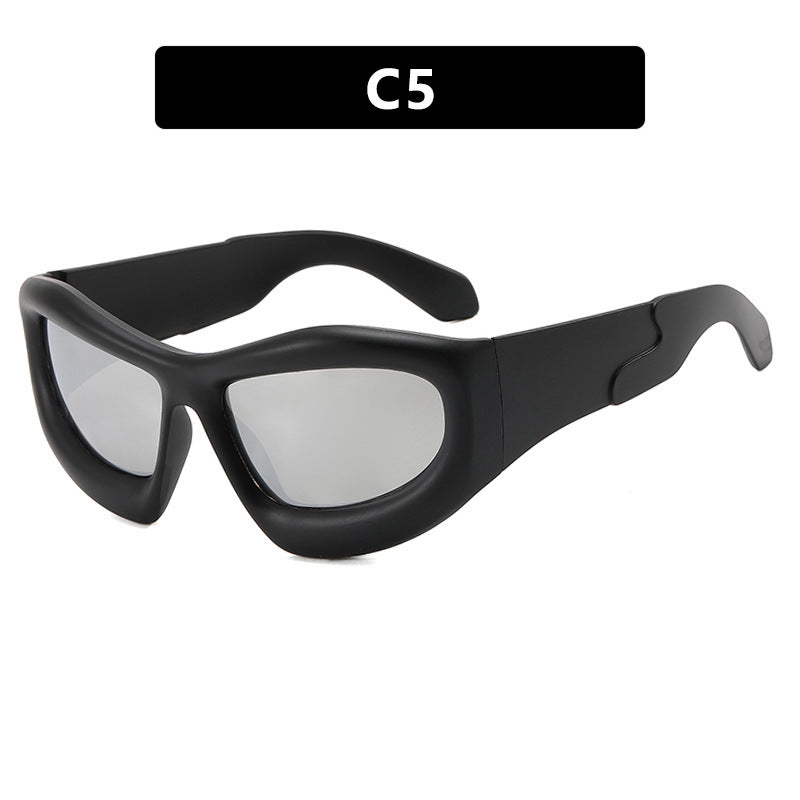 Dame sporty solbriller med futuristisk design Skanto