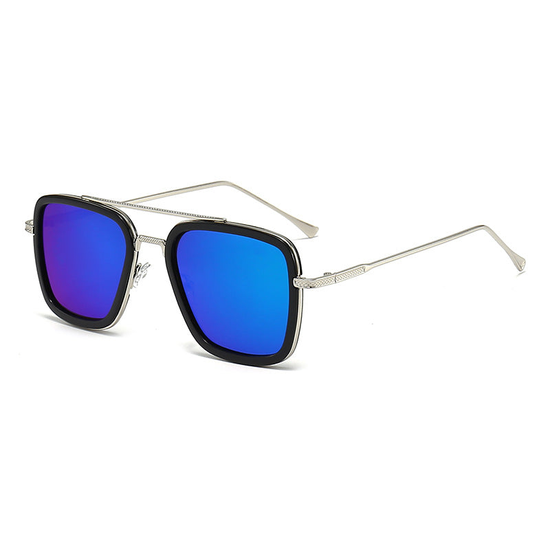 Dame moteristisk kvadratisk solbrille med glamorøs metallramme Skanto
