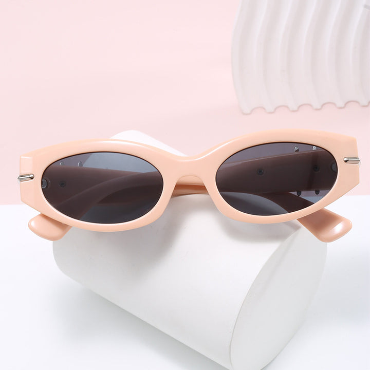 Dame elegant Cat-Eye solbriller med moteriktige aksenter Skanto