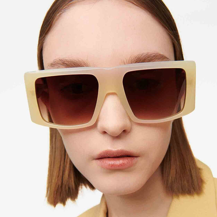 Dame kvadratisk solbrille med robust plastinnfatning og beskyttende UV-filter Skanto