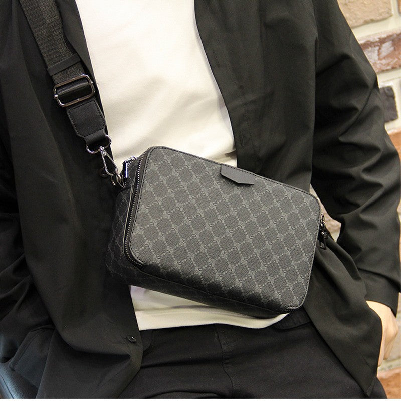 Moderne crossbody veske med strukturert overflate Skanto