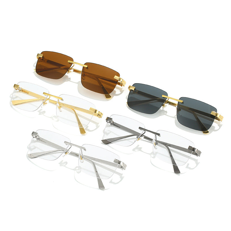 Dame moteriktig halvrandsbrille med elegant metallramme Skanto