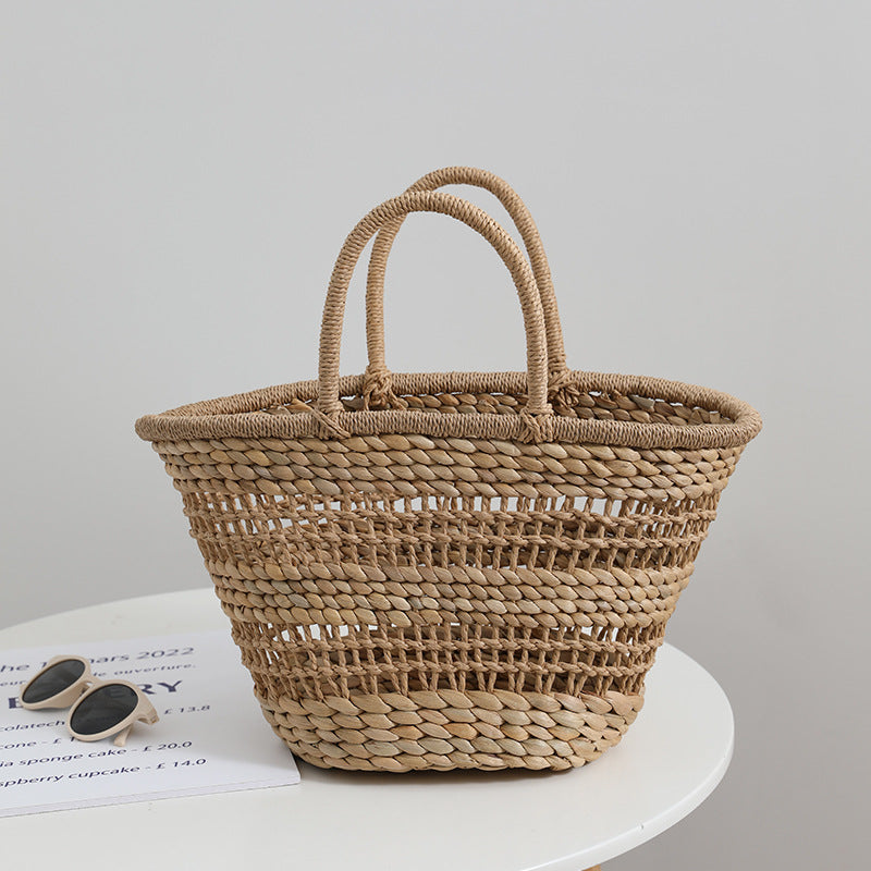 Håndlaget rattan-veske med en avtakbar innleggsfôr Skanto