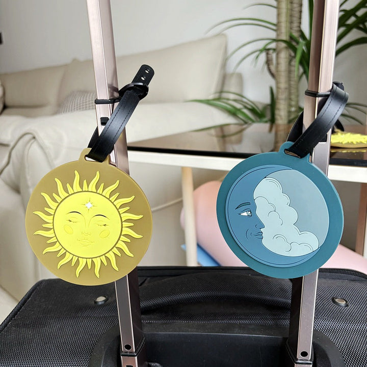 Lekenfull sol-tema bagasjelapp Skanto