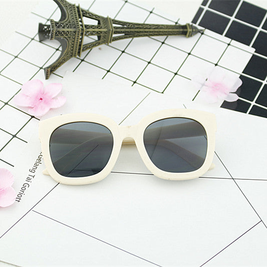Dame Oversized-solbriller med moderne design og UV-beskyttelse Skanto