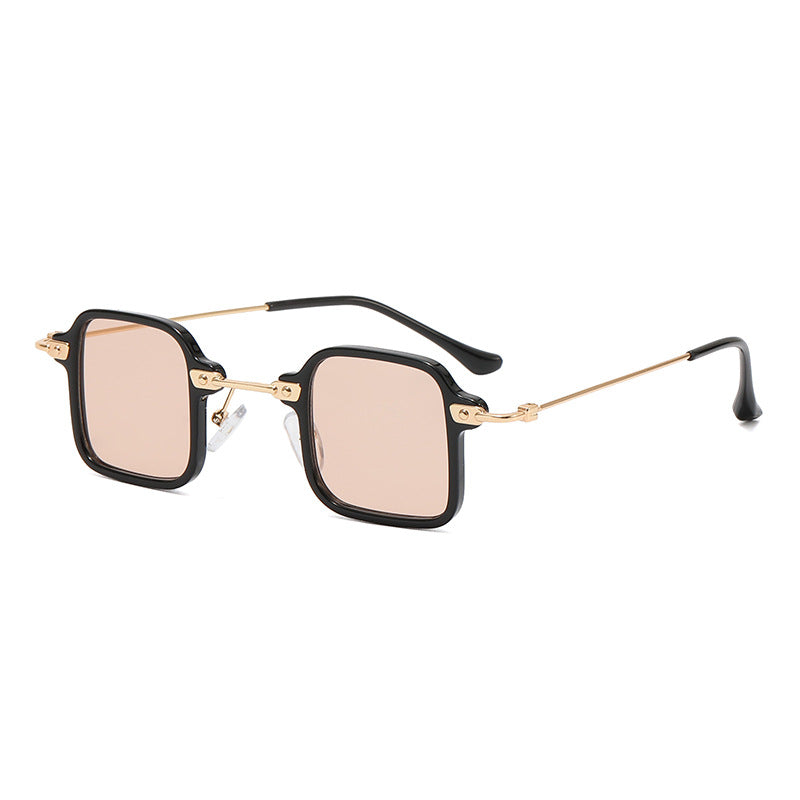 Dame geometrisk solbrille med stilfull metallramme Skanto