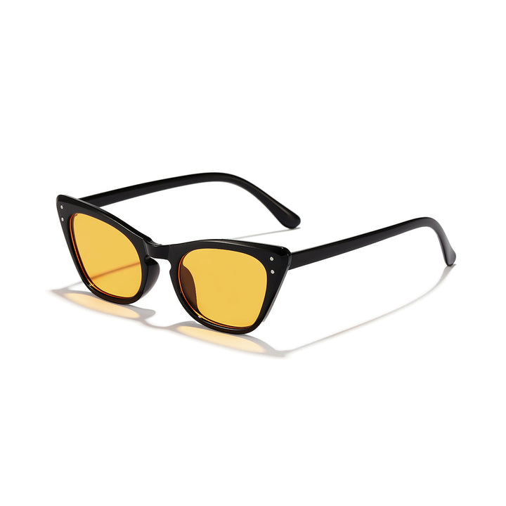 Dame Cat-Eye solbriller med speilende glass og stilfull ramme Skanto