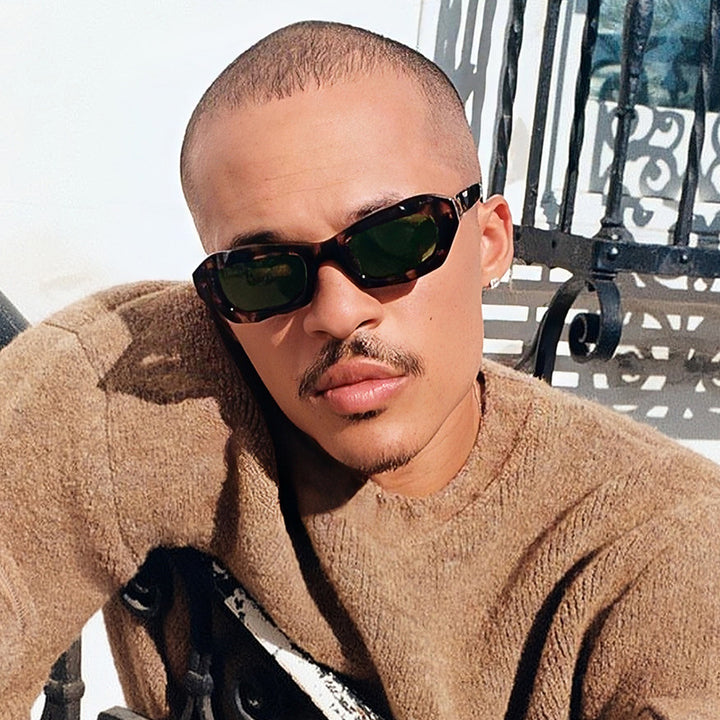 Dame Motemer Solbrille med markant design og UV-beskyttelse Skanto