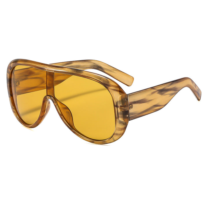 Dame oversized sports solbrille i retro-inspirert design Skanto
