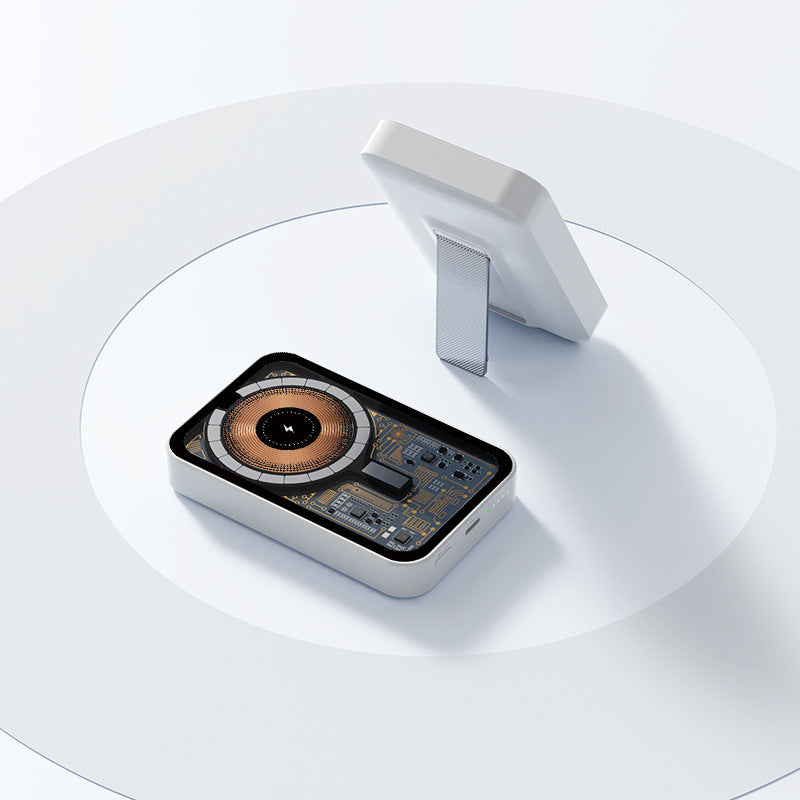 Bærbar powerbank med innovativ trådløs ladefunksjon og integret stativ Skanto