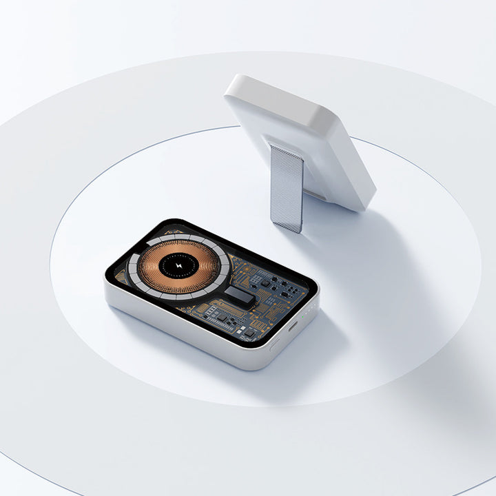 Bærbar powerbank med innovativ trådløs ladefunksjon og integret stativ Skanto