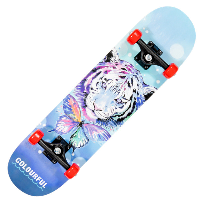 Dragon Graphic Trick Skateboard Skanto