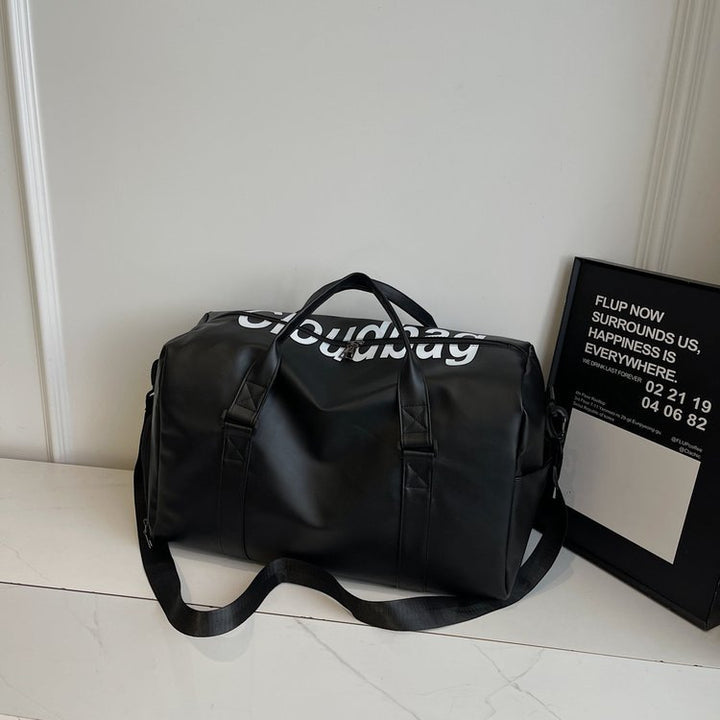 Sporty reiseveske med robust design og justerbar skulderstropp Skanto