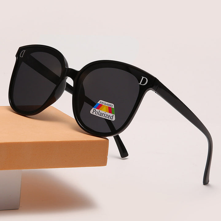 Dame moteriktig solbrille med polariserte linser Skanto