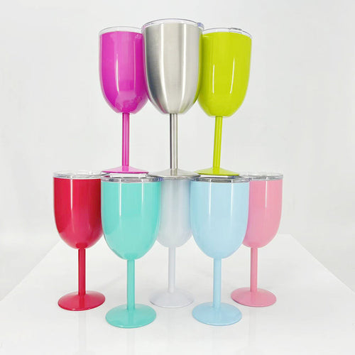 Damer elegant isolert vinglass Skanto