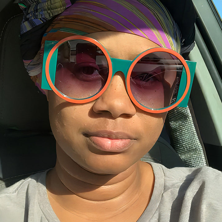Dame oversized solbrille med kvadratisk ramme og UV-beskyttelse Skanto