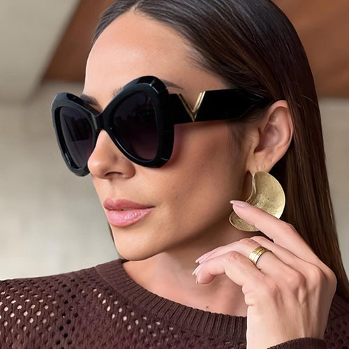 Dame cat-eye solbriller med luksuriøs ramme og speilende glass Skanto