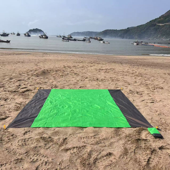 Beach Blanket Skanto