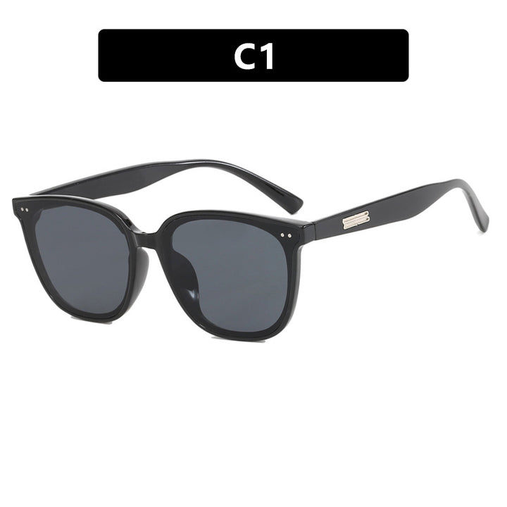 Dame oversized solbrille i elegant skilpaddemønster Skanto