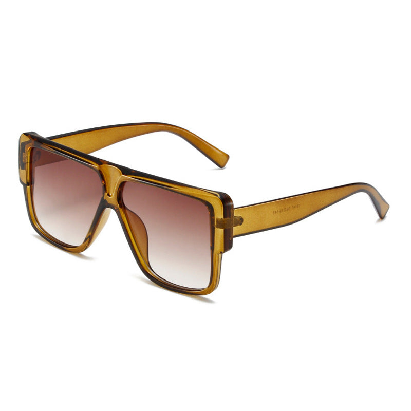 Dame firkantet solbrille med markant ram Skanto