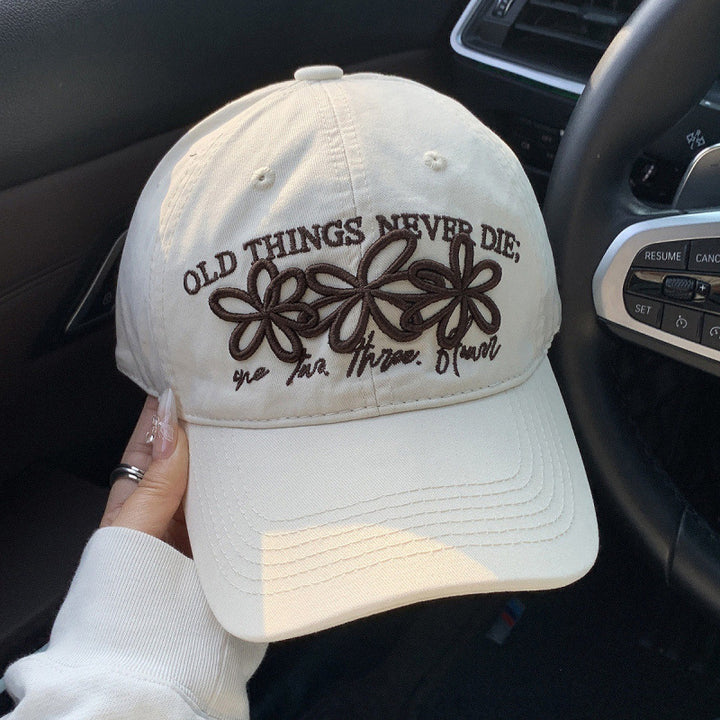 Kvinnens broderte denim caps Skanto
