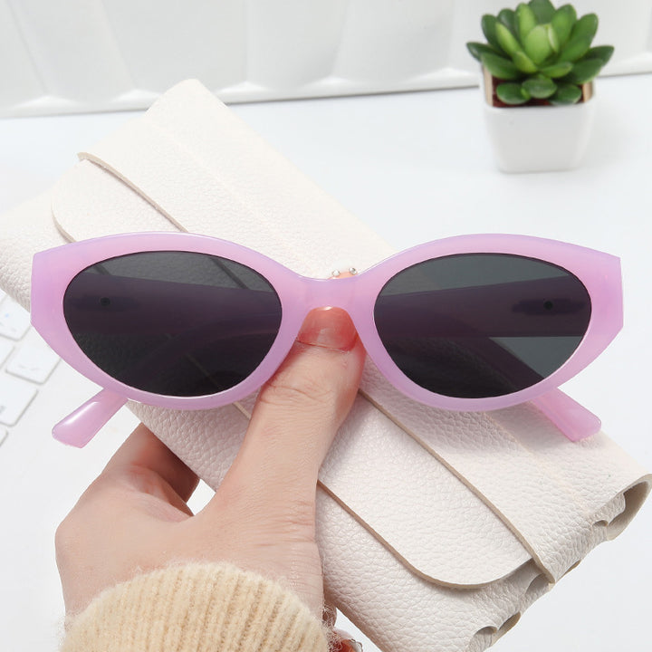 Dame Cat-Eye solbriller med elegant plastinnramming Skanto