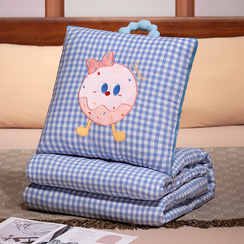 Plush pute med godteri motiv Skanto