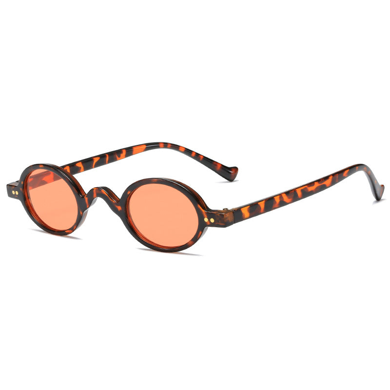 Dame rund solbrille i retrostil Skanto