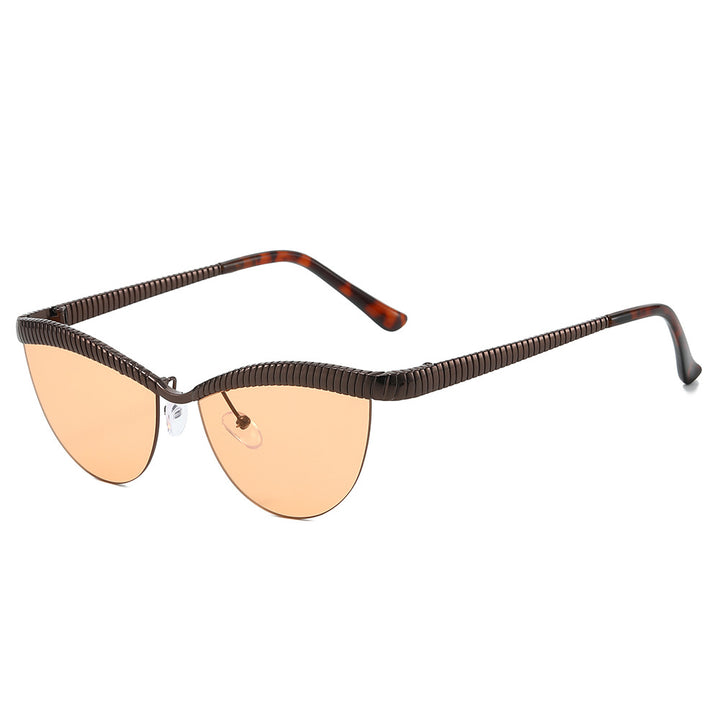 Dame Designer solbrille med unikt, bølget ramme Skanto