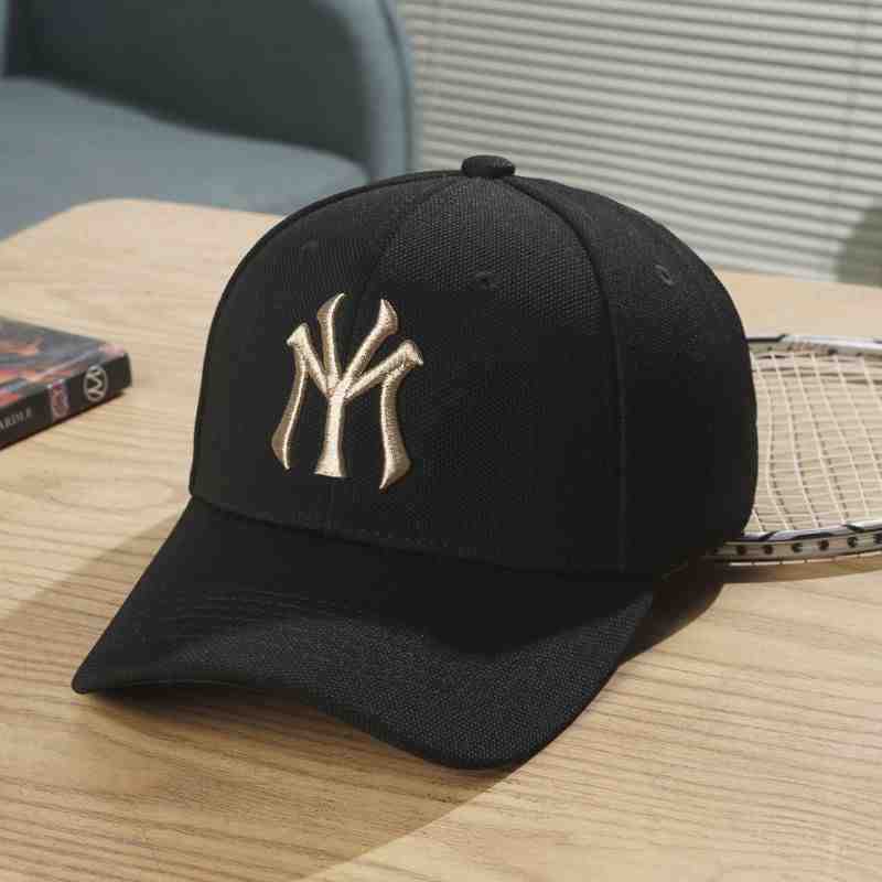 Men's Classic Structured Cap Skanto