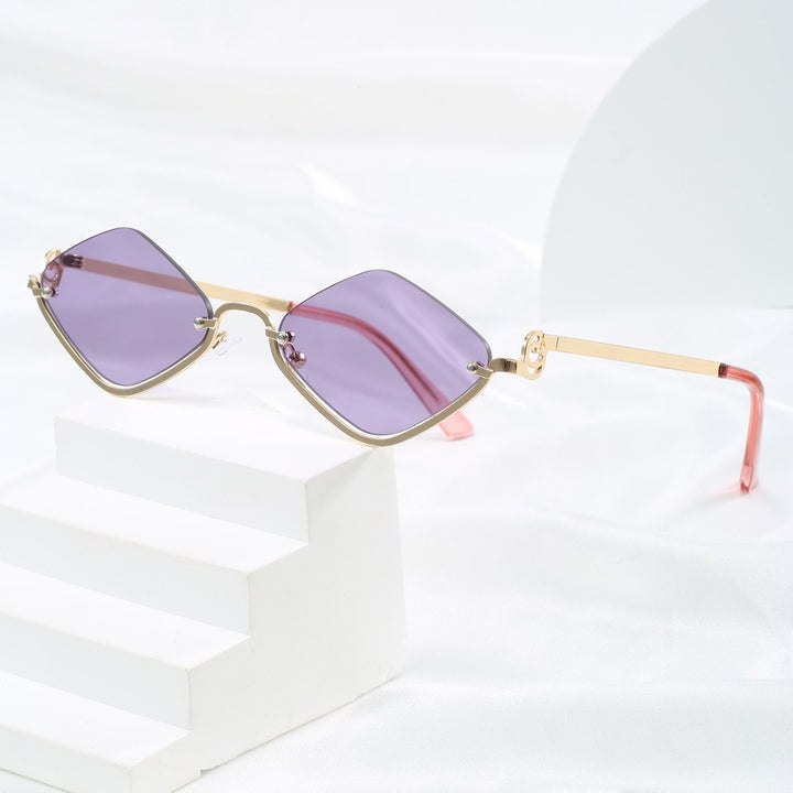 Dame mote kvadratisk solbrille med luksuriøs metallramme Skanto
