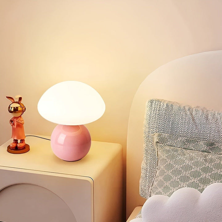 CreamyShine-lampe – Koselig nattbordslampe med soppmønster