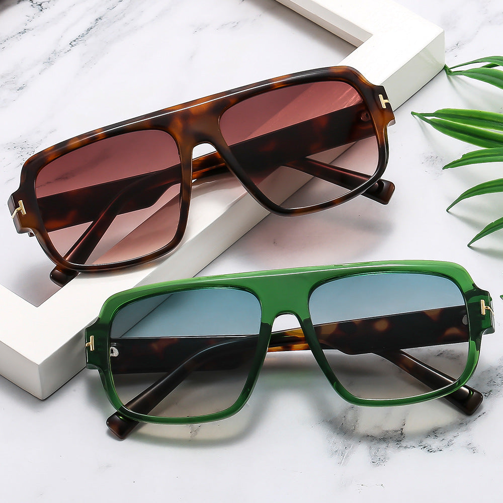 Dame trendy firkantet solbrille Skanto