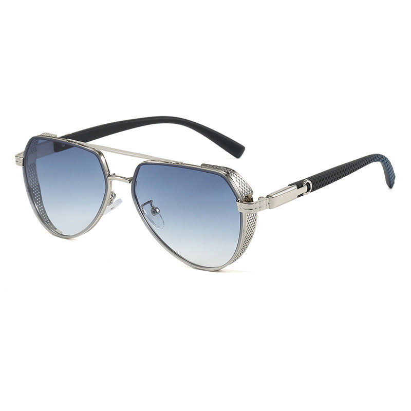 Dame moteriktig solbrille med stilige aksenter Skanto