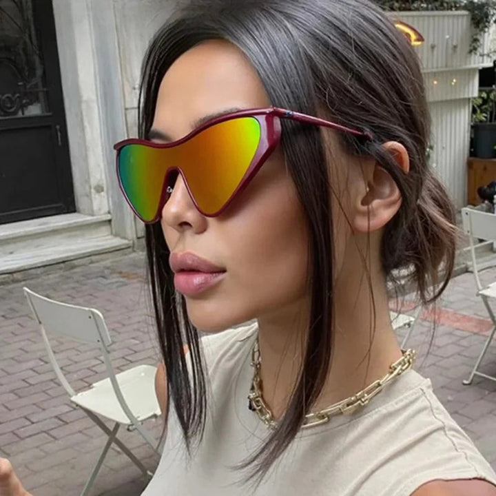 Damer ekstravagant formet solbrille med beskyttende UV-filter Skanto