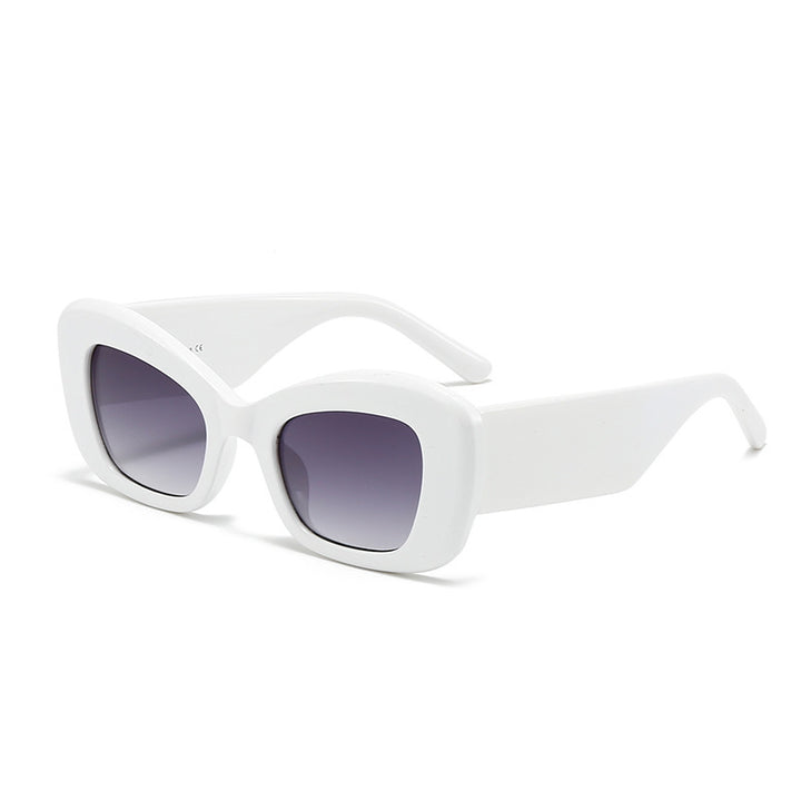 Dame Moderne oversized solbriller i moderne design Skanto