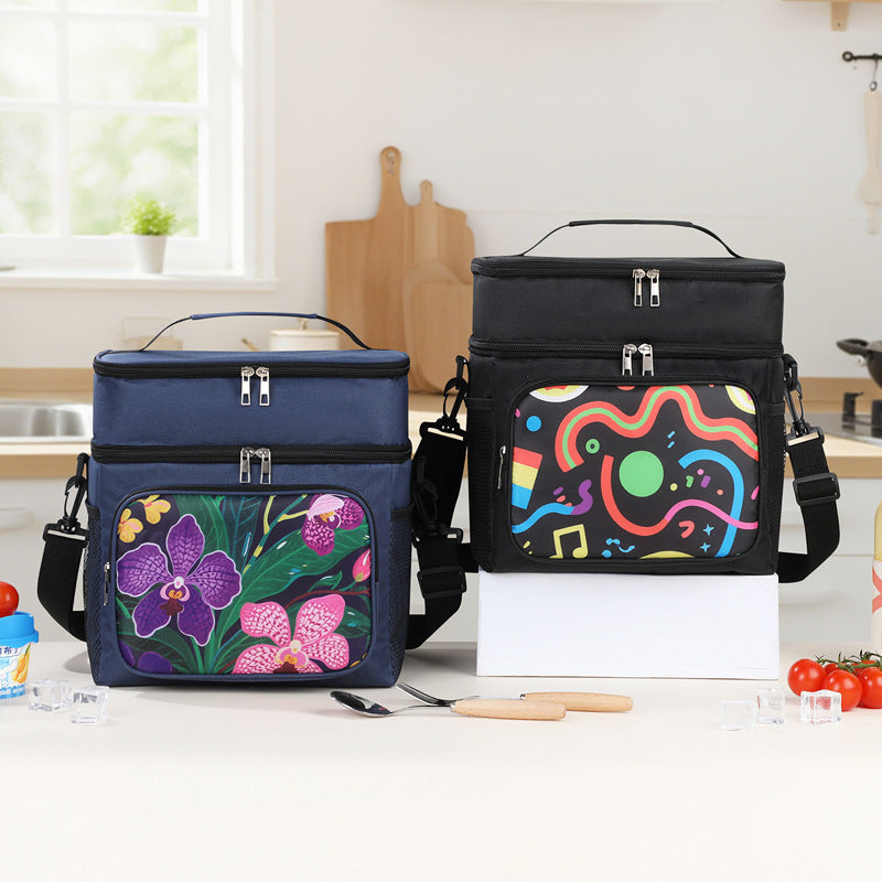 Isolert piknik kjølebag med stilfullt blomsterdesign Skanto