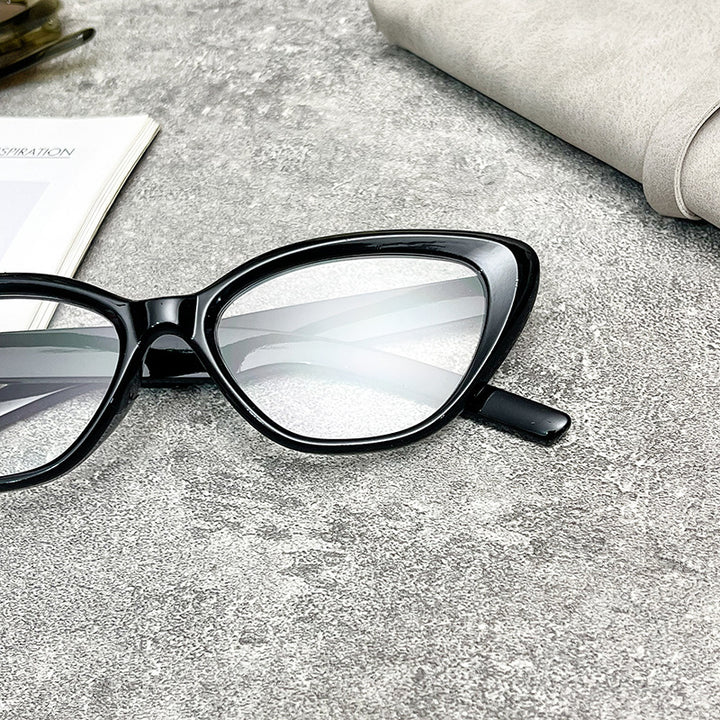 Dame Cat-Eye solbriller med UV-beskyttelse og robust ramme Skanto