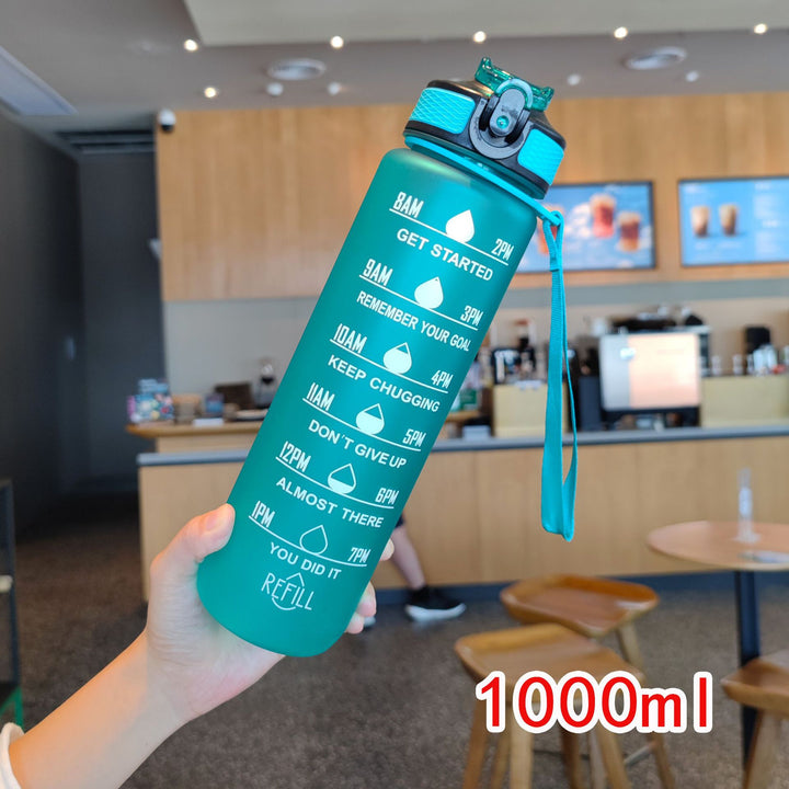 Damer motiverende vannflaske med tidsmarkeringer Skanto
