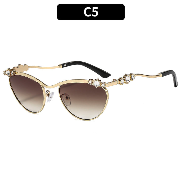 Dame Designer-solbrille med glitrende detaljer Skanto