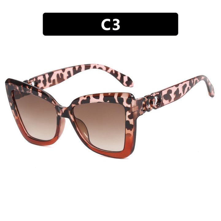 Dame store solbriller i iøynefallende leoparddesign Skanto
