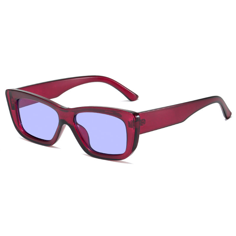 Dame moteriktig solbrille med rektangulært ramme Skanto