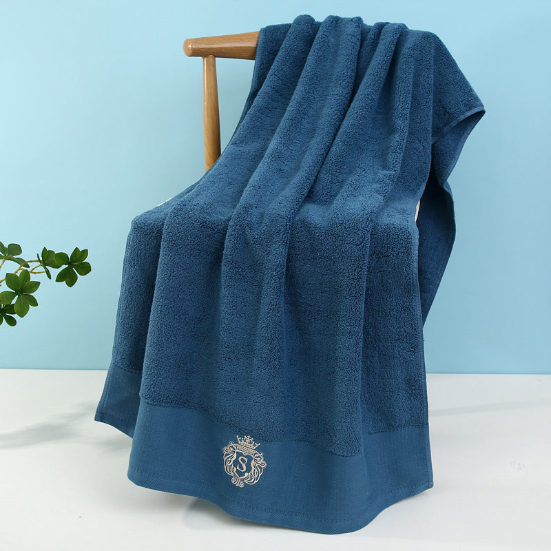 Luxurious terry towel with elegant design Skanto
