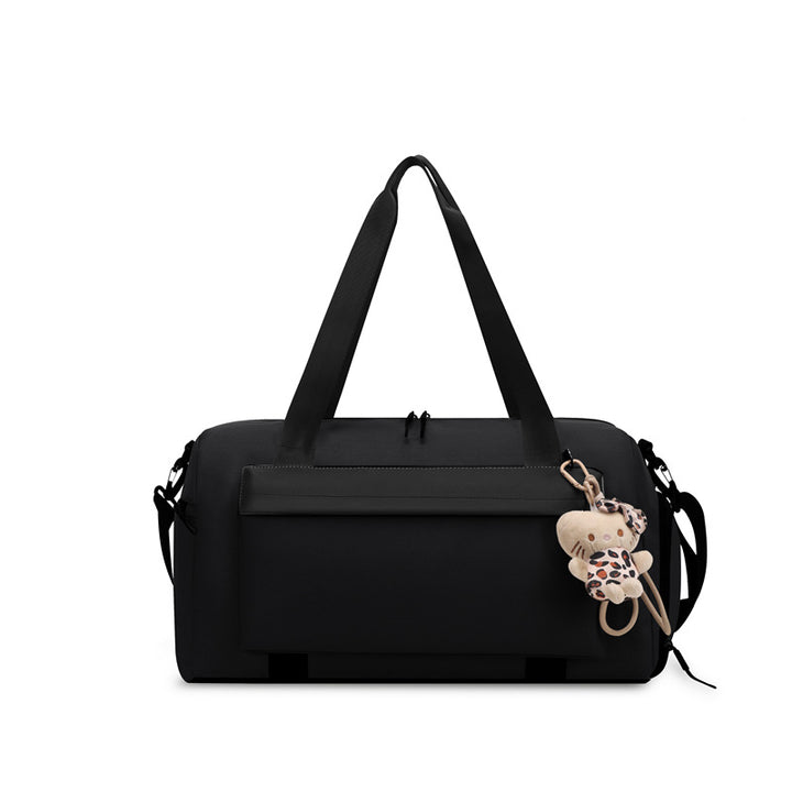 Sporty duffel bag with practical compartments and detachable shoulder strap Skanto