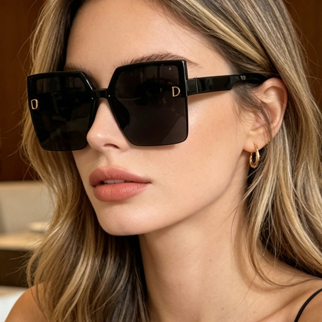 Dame kvadratisk solbrille med elegant gradient Skanto