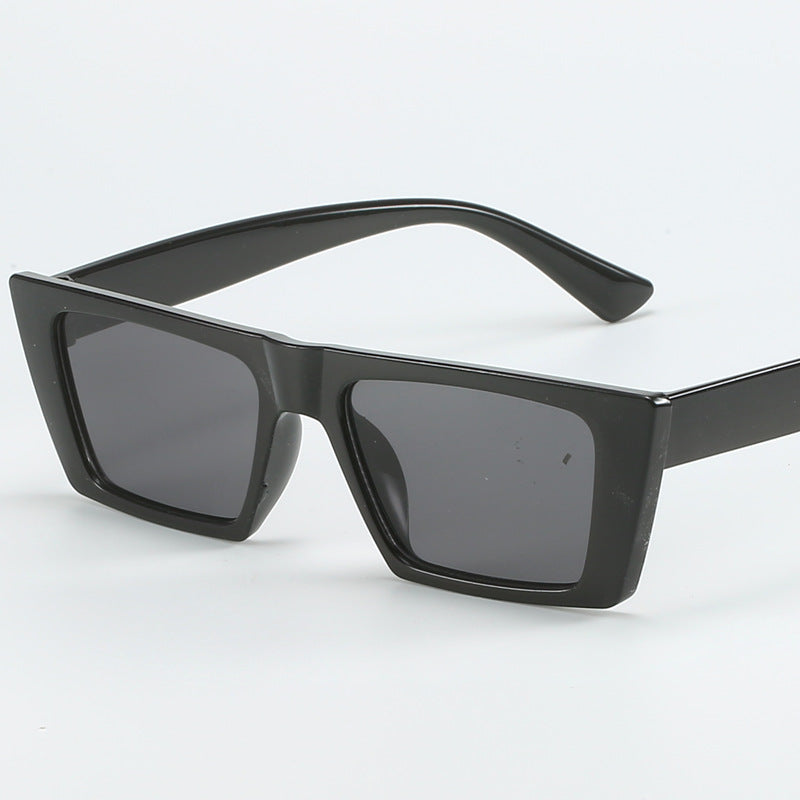Dame geometrisk solbrille med trendy, firkantet ramme Skanto